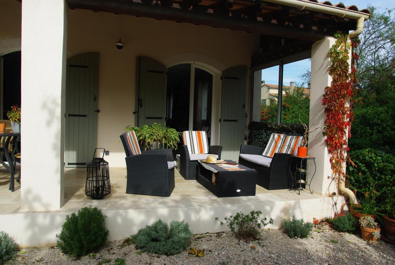 Bed and Breakfast Les Coronilles Сен-Максимен-ла-Сент-Бом Экстерьер фото